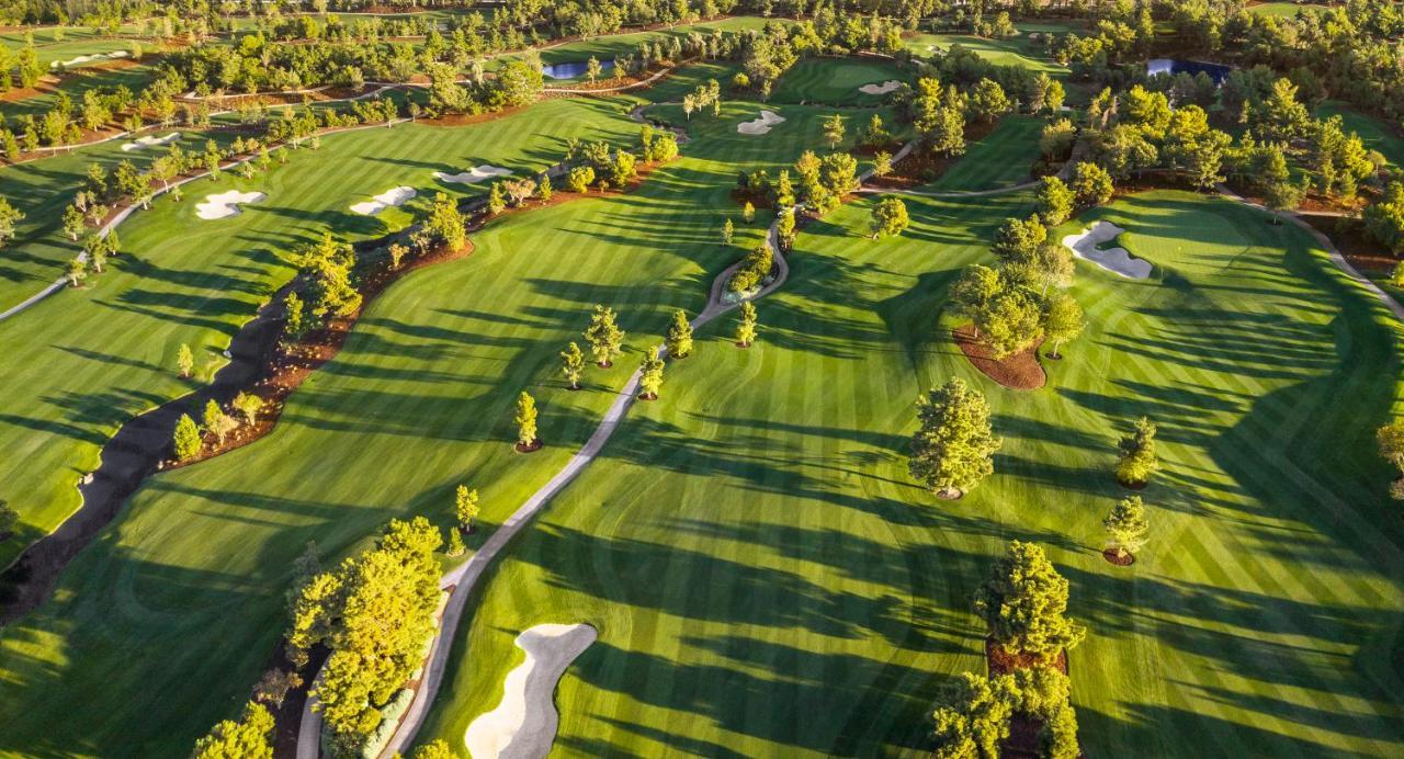 Wynn Las Vegas Hotel Exterior photo Aerial view of the golf course at the Arizona State Golf Club