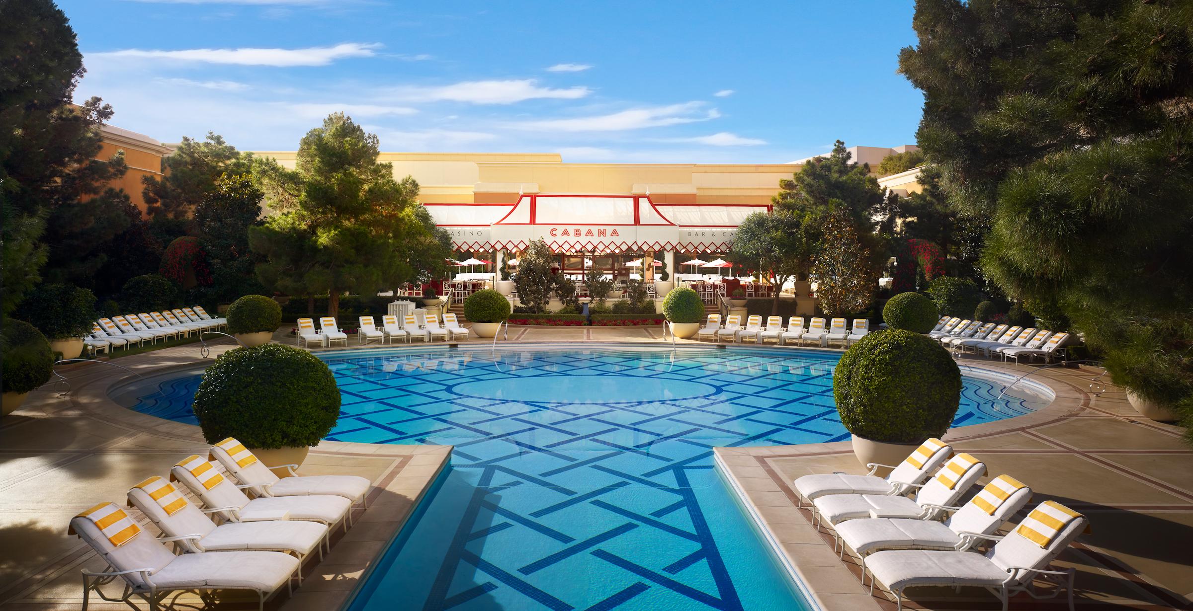 Wynn Las Vegas Hotel Exterior photo The pool at the Mirage